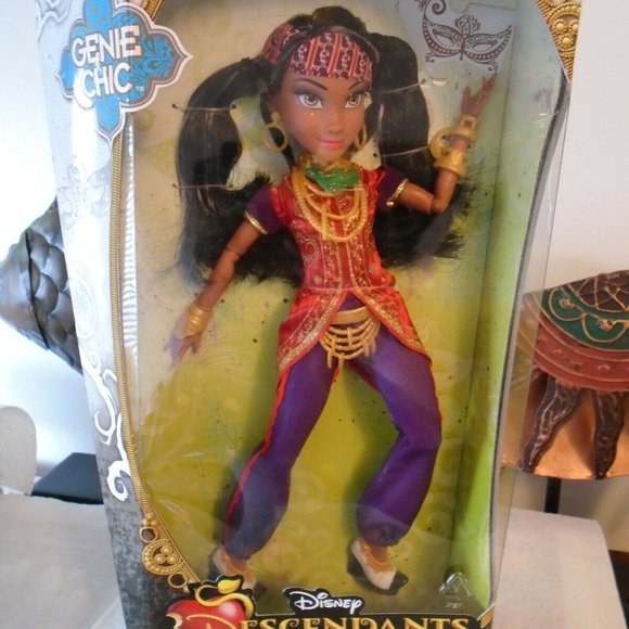 DISNEY DESCENDANTS, GENIE CHIC, FREDDIE, ISLE OF THE LOST, DOLL, BRAND NEW! - Picture 2 of 3